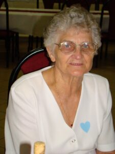 DSC08628 225x300